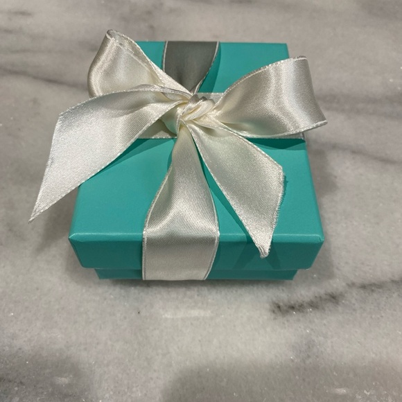 Tiffany & Co. Sterling Silver 925 Oval Key Pendant 2.5” With 30” Ball Chain - Picture 7 of 12